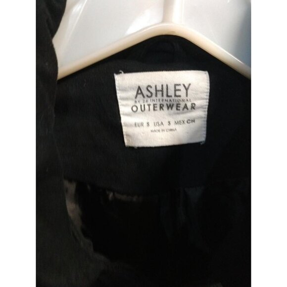 Ashley International Black Cropped Jacket S With Zipper & Belt Accents - Picture 6 of 6